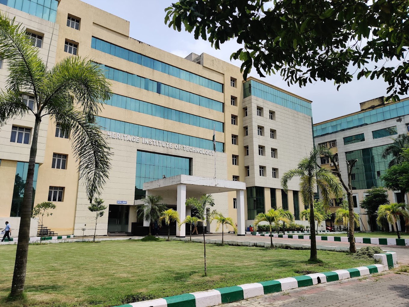 Heritage Institute of Technology, Kolkata, West Bengal (HIT)